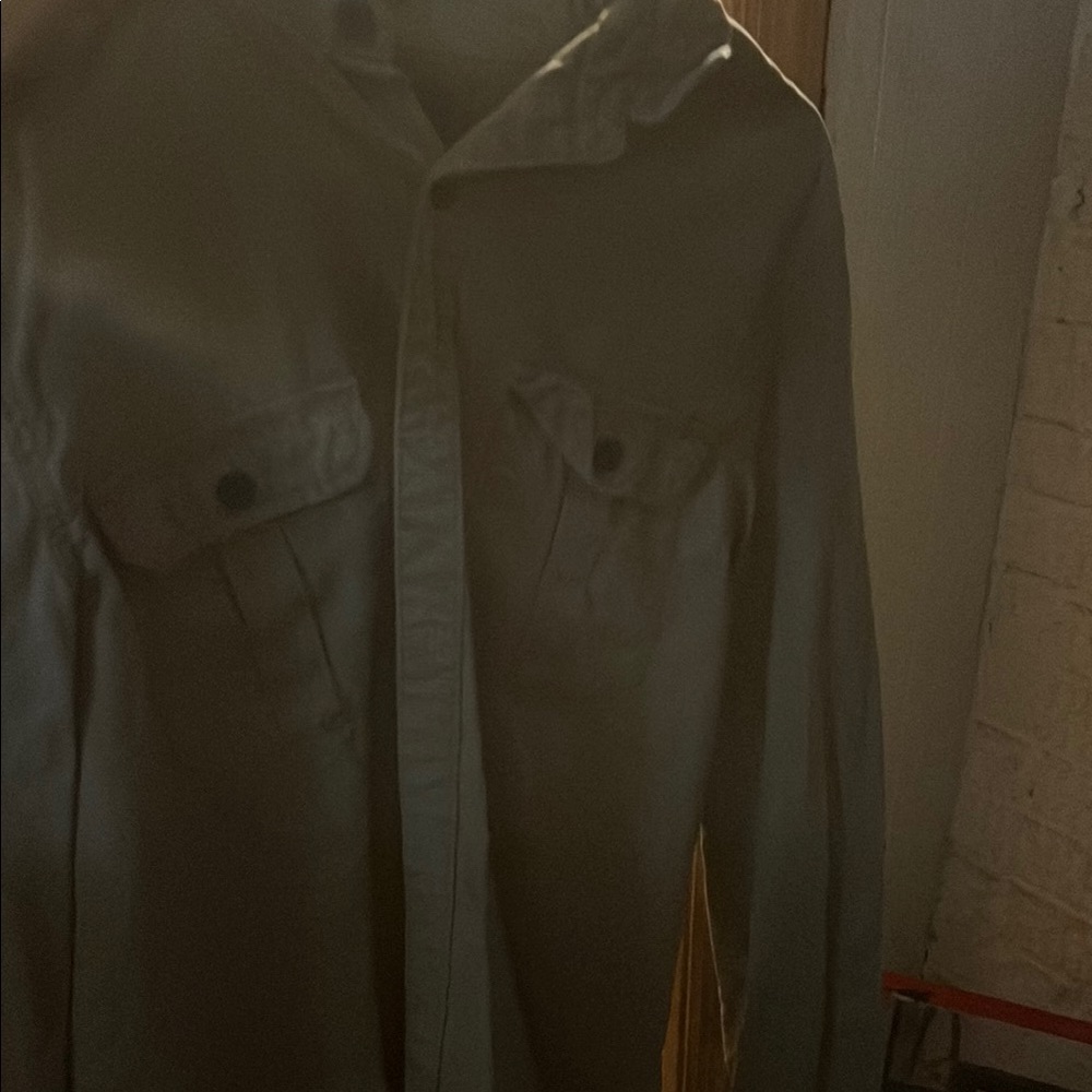 Forever 21 Gray Casual Button Down Shirt
